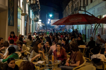 	Addio al celibato Bucarest giro bar e minibus Crazy-Voyages