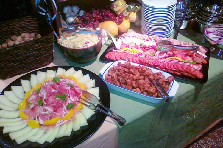 grillbuffet-budapest-utdrikningslag