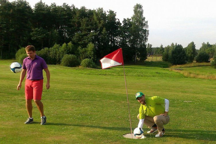 Fotbollsgolf Bratislava Crazy Svensexa 