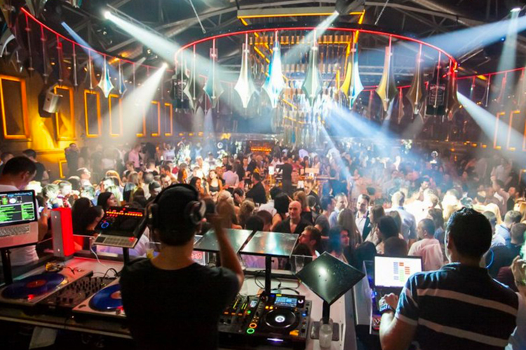 Partyturné Barcelona Crazy Svensexa