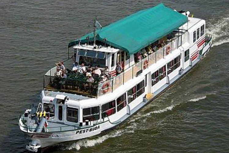 Open Bar Cruise Budapest Svensexa| Crazy-Svensexa