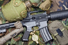 Schießen mit 4 Waffen