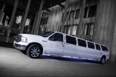 Chrystel Limousine pour mon séminaire à Montpellier | Séminaire | idée séminaire | voyage d'affaires | activité séminaire | Incentive | séminaire festif | collègues | congrès | colloque | meeting | conférence