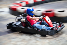 Karting  pour mon séminaire à Dublin | Séminaire | idée séminaire | voyage d'affaires | activité séminaire | Incentive | séminaire festif | collègues | congrès | colloque | meeting | conférence